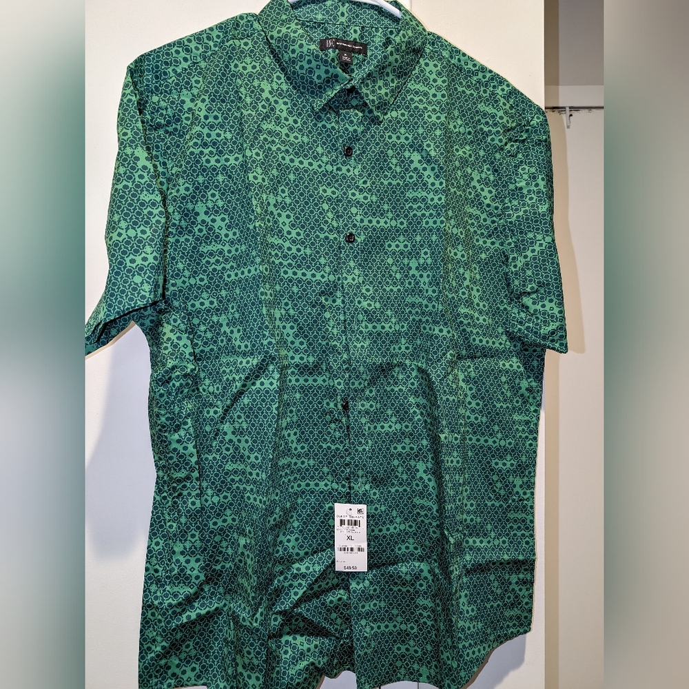 INC International Concept Men short slevee shirt NEW